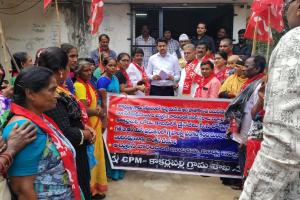 పేదల సమస్యలకు పరిష్కారం కావాలి.