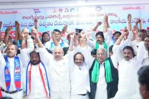 బీసీలకు 42% రిజర్వేషన్లపై కఠిన పోరాటం  ఈటల రాజేందర్