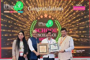 విశ్వశాంతి విద్యాలయానికి ఎక్సలెన్సీ పురస్కారం.