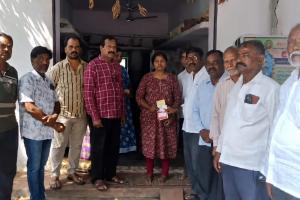 మరణానంతరం కూడా మిత్రుడికి అండగా.. కుటుంబానికి లక్ష రూపాయల సహాయం.