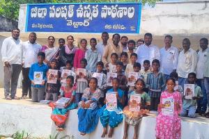 వెల్టూర్ జడ్పీ ఉన్నత పాఠశాలలో నూతన విద్యార్థులకు ఘన స్వాగతం.