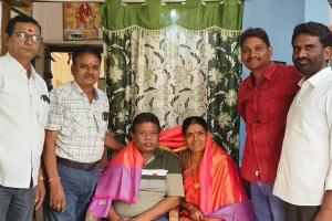తరాలను తీర్చిదిద్దిన గురువుకు ఘన వందనం.
