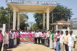 కోతలు లేకుండా రైతులకు 24 గంటల విద్యుత్‌ అందించాలి.