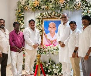 హరీష్‌రావు నివాసంలో రేగళ్ల సతీష్‌రెడ్డి, యువజన నేతల పరామర్శ