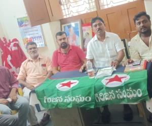 గిరిజనలకు ఇచ్చిన హామీలను అమలుకై 25వేల కోట్లు కేటాయించాలి 