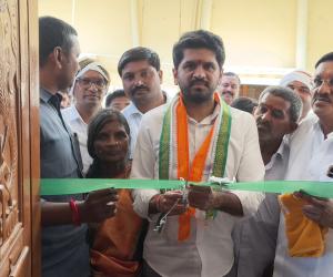 ఇందిరమ్మ ఇళ్లలో ఆనంద దీపాలు.. గృహ ప్రవేశాల్లో పాల్గొన్న వొడితల ప్రణవ్.